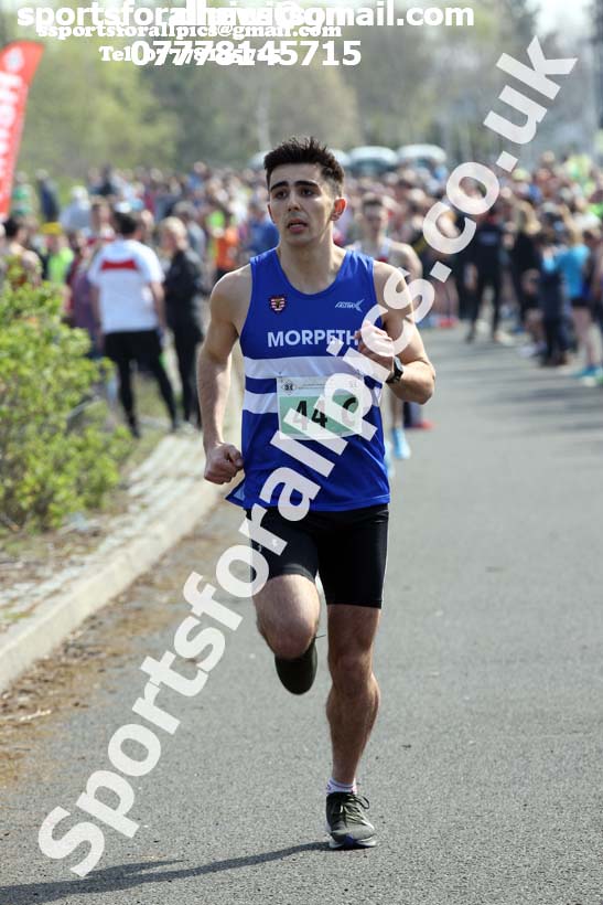 Senior mens 2019 Elswick Harirers Good Friday Road Relay, Newburn, Newcastle. Photo:  David T. Hewitson/Sports for All Pics